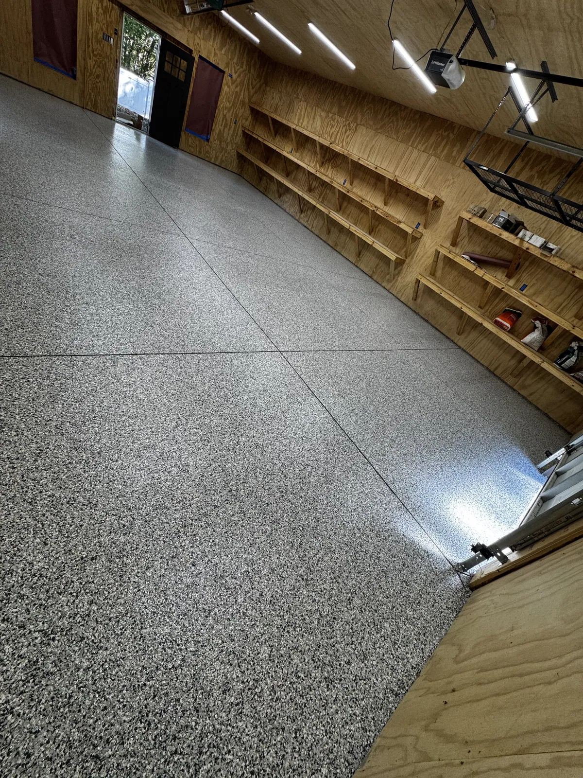 Flake Floor floor installed by Empire Flooring