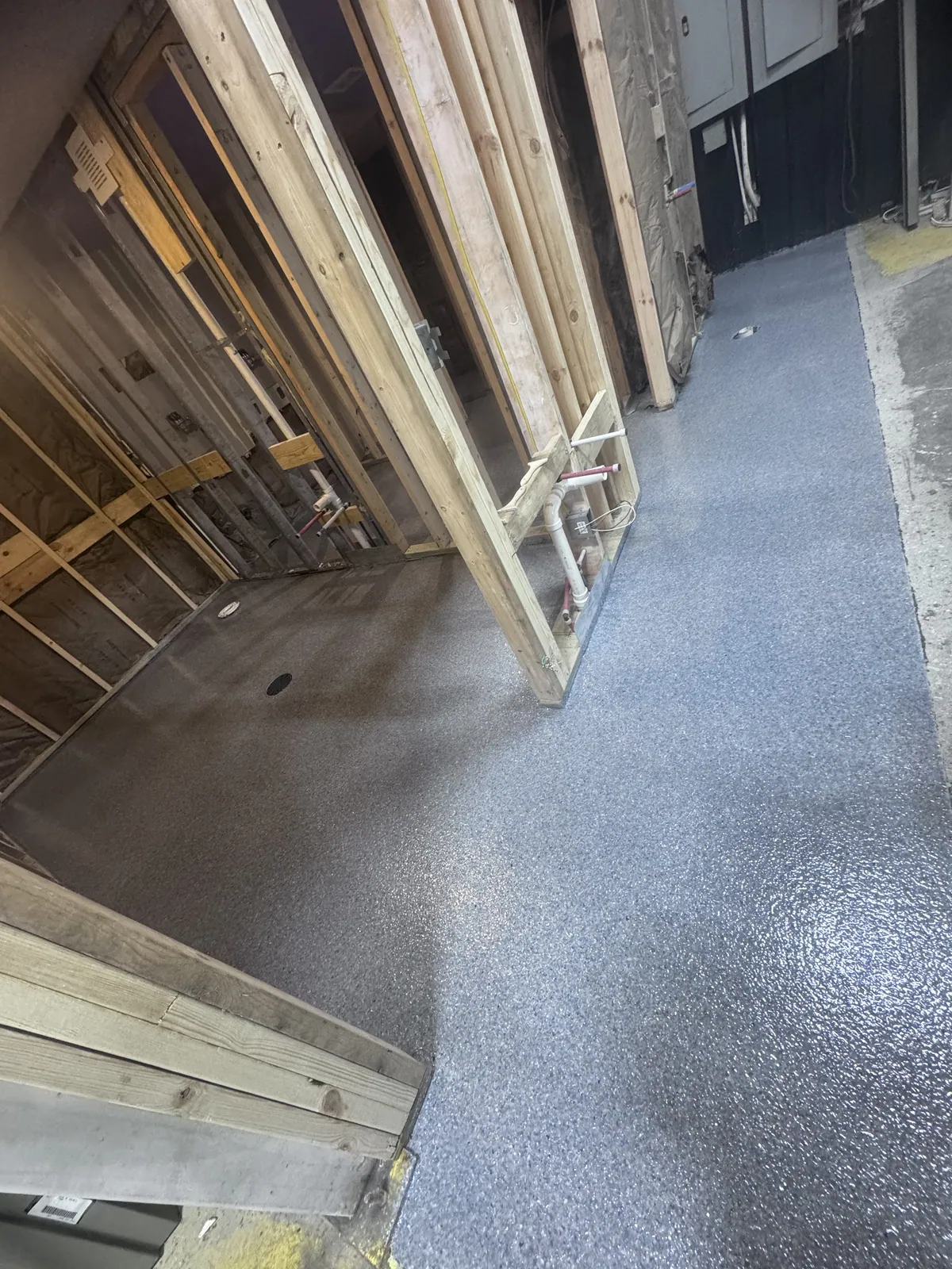 Flake Floor floor installed by Empire Flooring